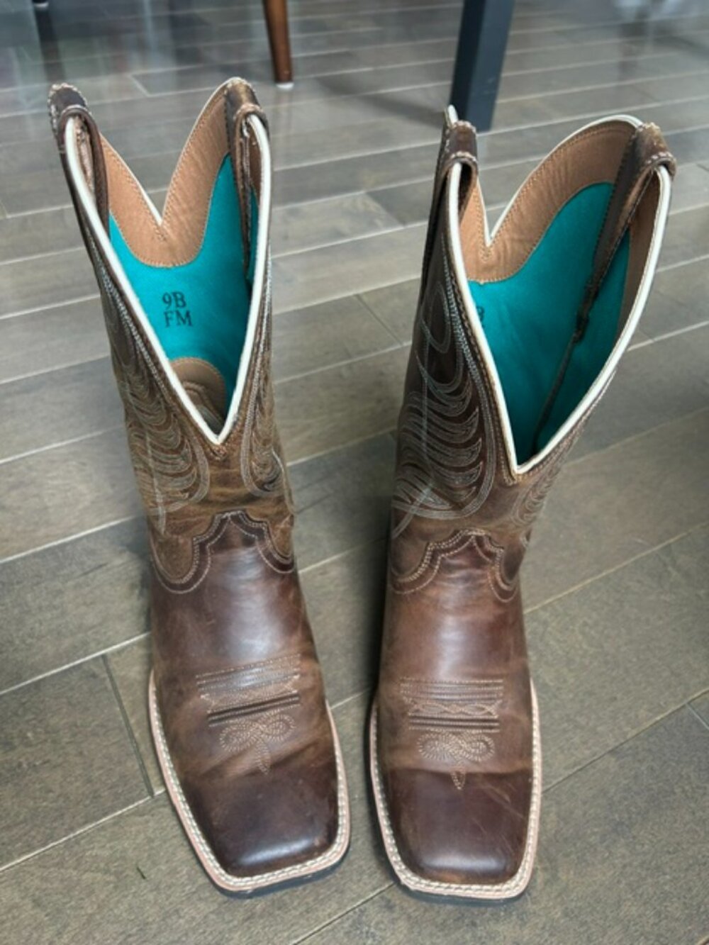 Ariat Women Cowboy boots